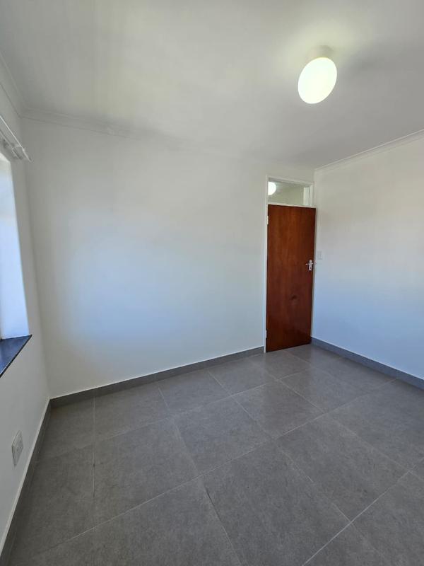 To Let 2 Bedroom Property for Rent in Thornton Western Cape